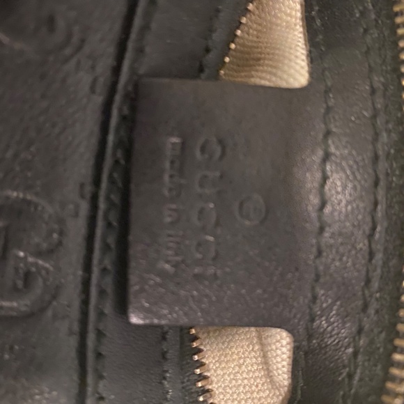 Gucci Hobo Black Leather Monogram - Picture 8 of 13